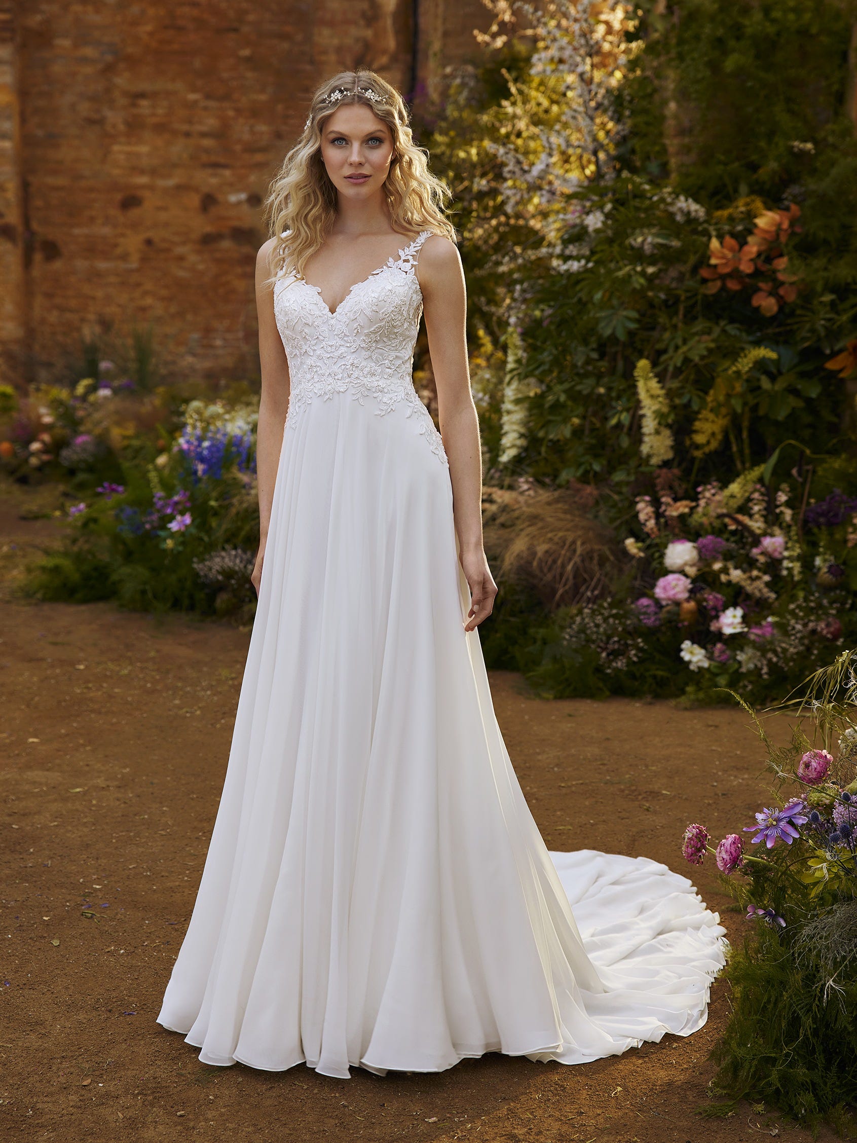 Charming Romantic La Sposa Collection House of St. Patrick