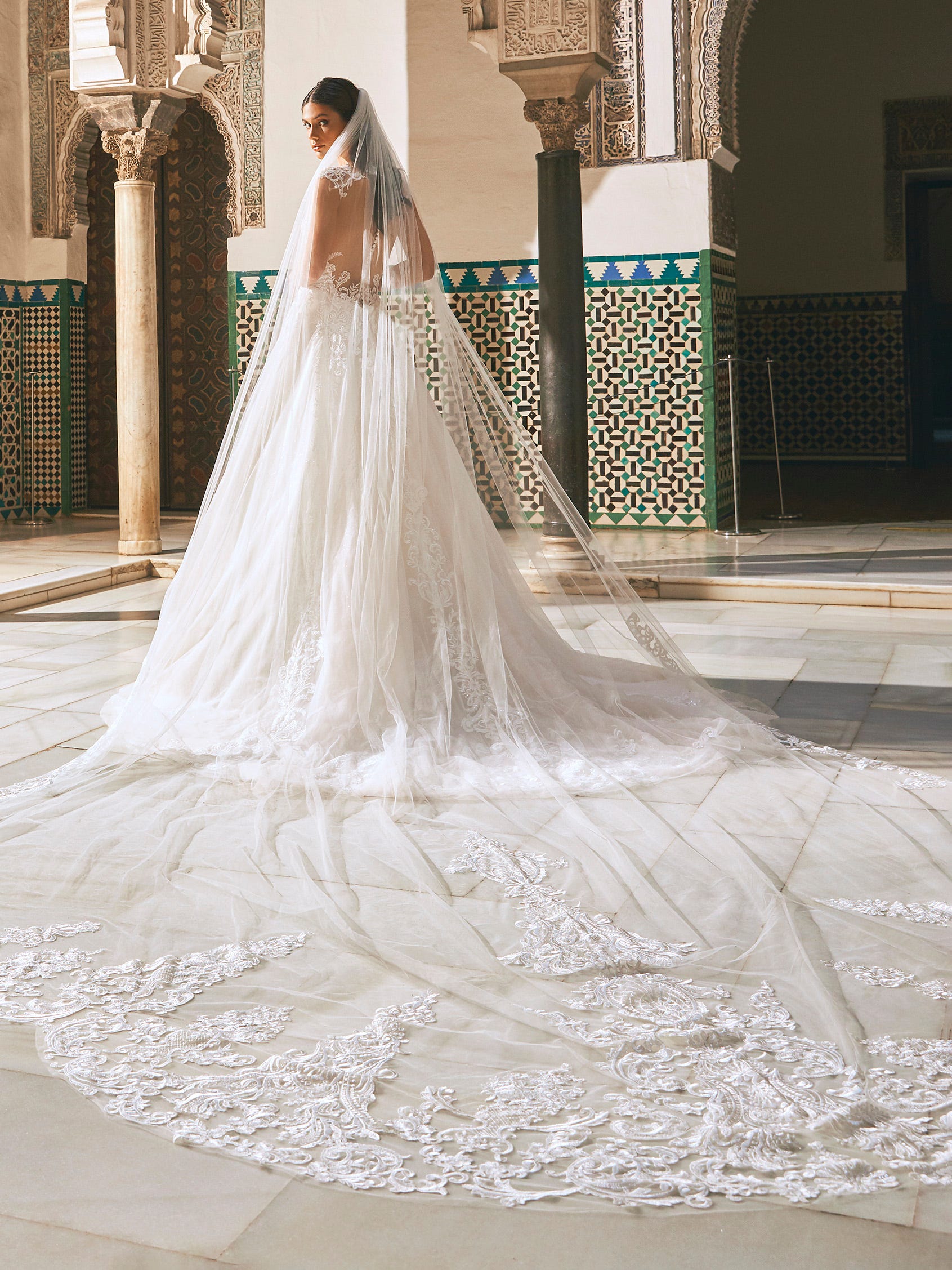 A Guide To Wedding Dress Veils